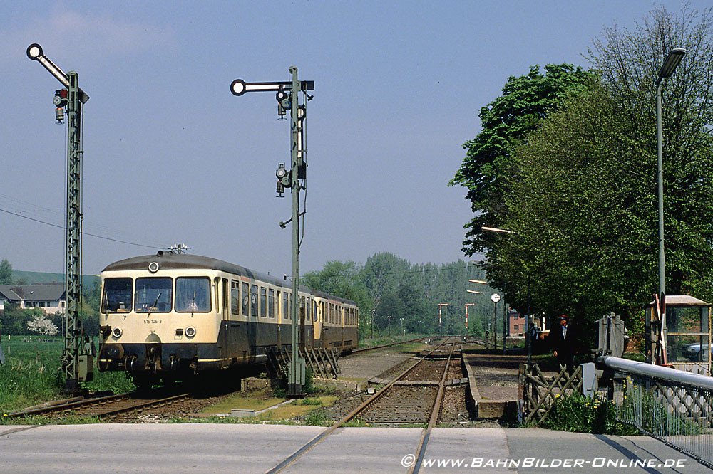 515 106 im Mai 1989 im Bf. Grossrühden.